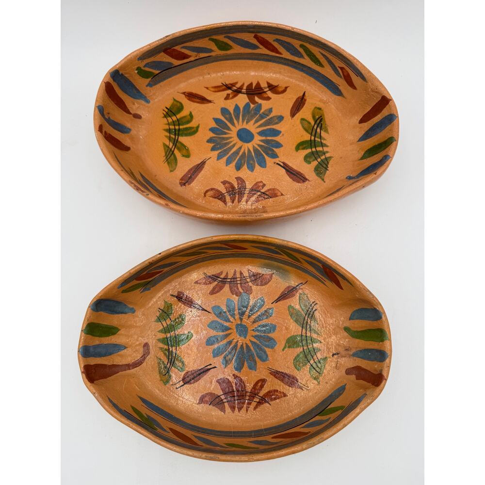 Vintage Tlaquepaque Pottery Nesting Bowl 2 pc Serving Set